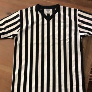 Men’s Medium Referee Shirt - Great for Halloween 🎃